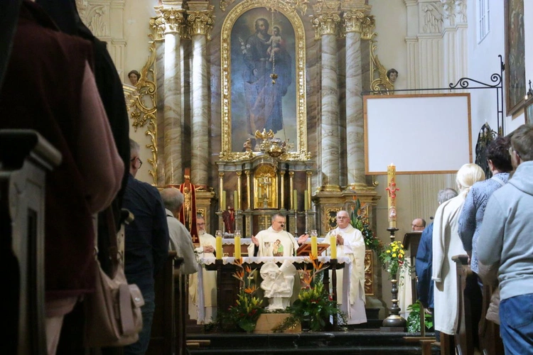 Pielgrzymka rodzin