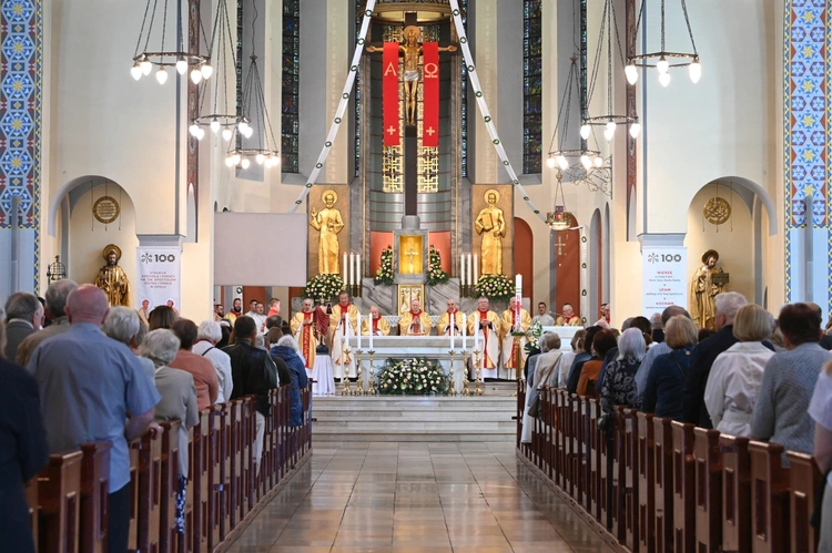 100-lecie parafii Świętych Apostołów Piotra i Pawła w Opolu