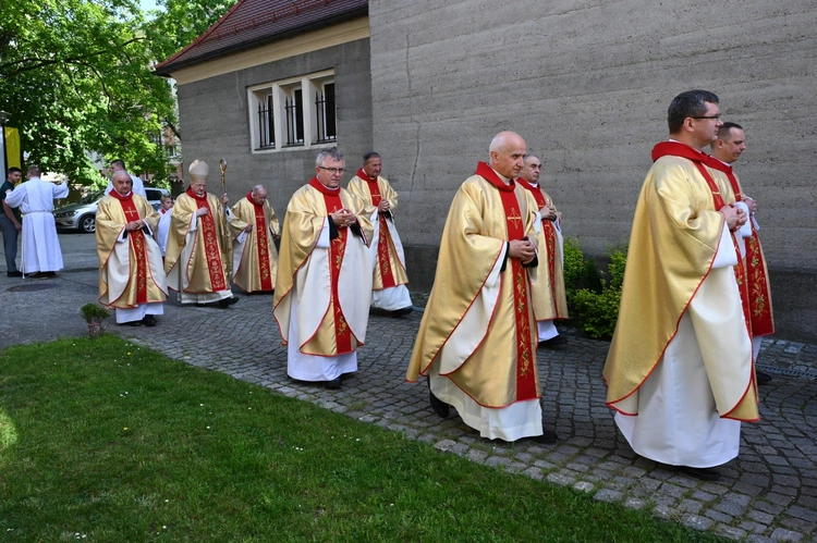100-lecie parafii Świętych Apostołów Piotra i Pawła w Opolu