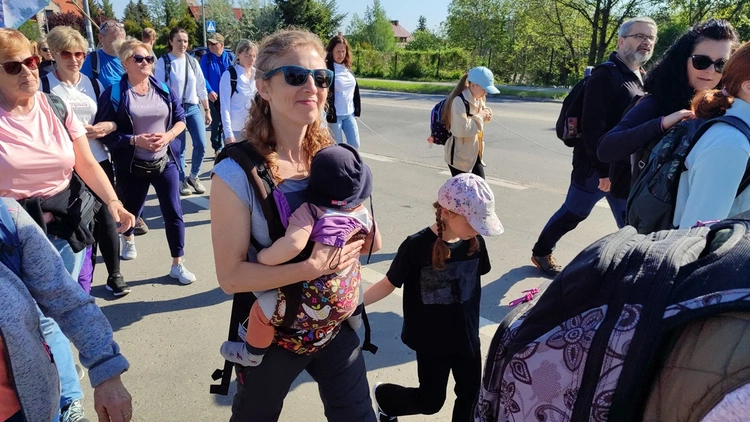 Pielgrzymkowa majówka z Sobótki do Sulistrowiczek