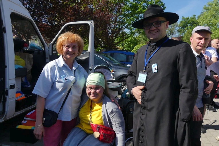 Pielgrzymi łagiewniccy dają świadectwo wiary - 2025