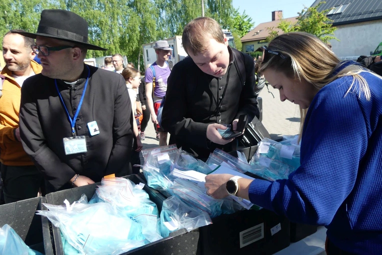 Pielgrzymi łagiewniccy dają świadectwo wiary - 2025