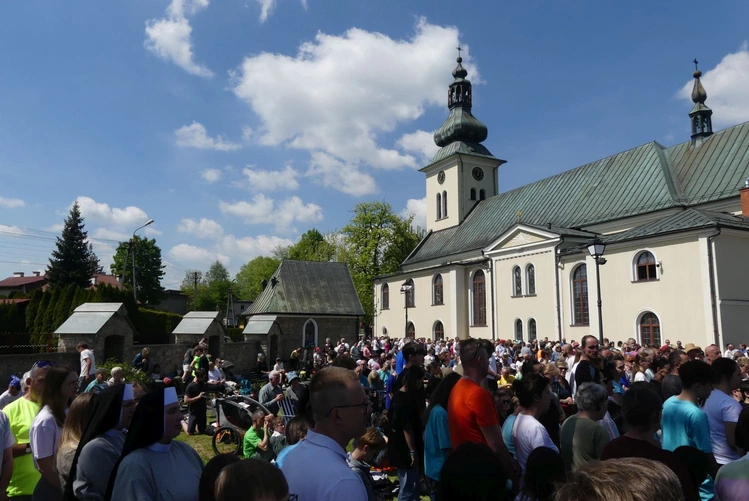 Msza św. pielgrzymów łagiewnickich w Hałcnowie - 2025