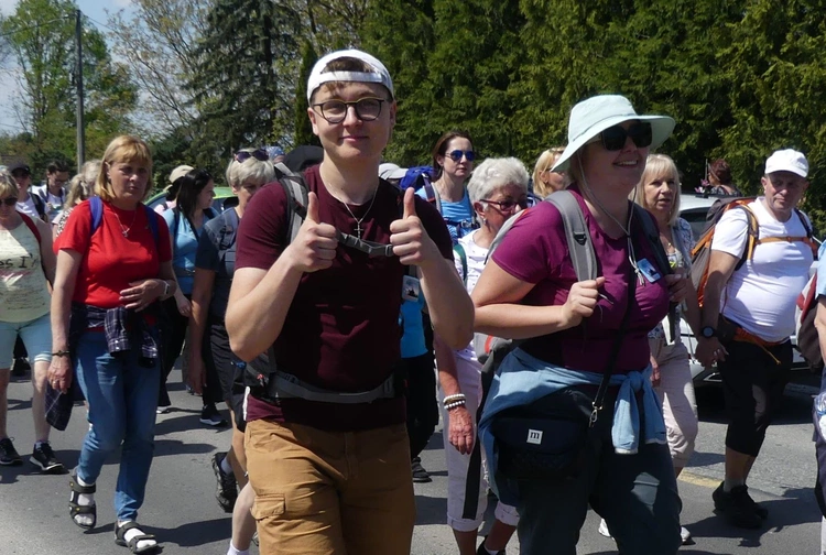 1. Grupa św. Faustyny w drodze do Łagiewnik - 2025
