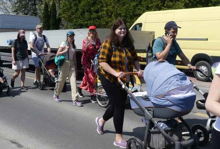 1. Grupa św. Faustyny w drodze do Łagiewnik - 2025