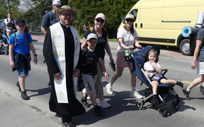 1. Grupa św. Faustyny w drodze do Łagiewnik - 2025