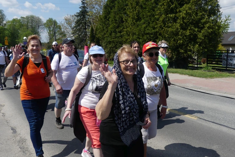 2. Grupa bł. Ks. Michała Sopoćki w drodze do Łagiewnik - 2025