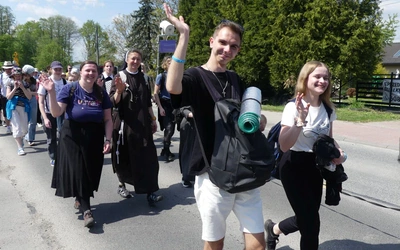 2. Grupa bł. Ks. Michała Sopoćki w drodze do Łagiewnik - 2025