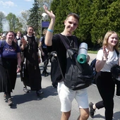 2. Grupa bł. Ks. Michała Sopoćki w drodze do Łagiewnik - 2025