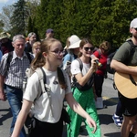 4. Grupa św. abp. Józefa Bilczewskiego w drodze do Łagiewnik - 2025