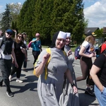 5. Grupa św. Matki Teresy w drodze do Łagiewnik - 2025