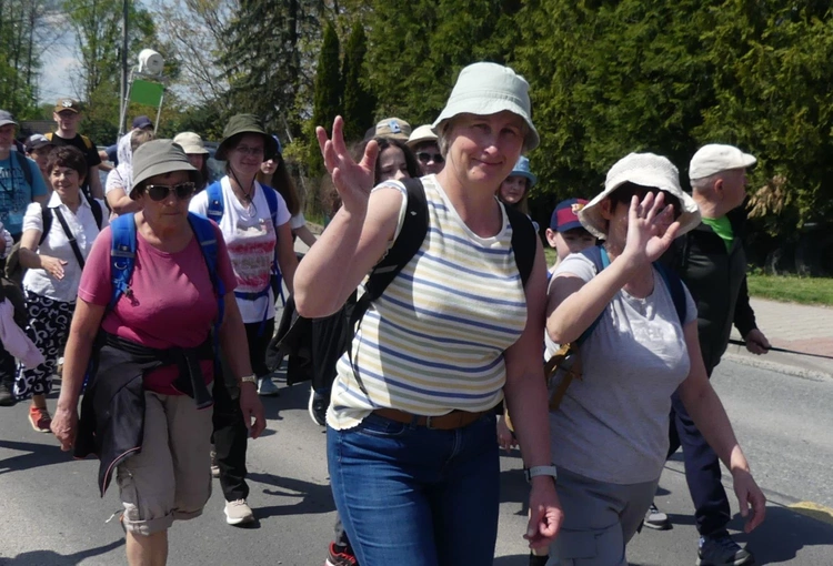 5. Grupa św. Matki Teresy w drodze do Łagiewnik - 2025