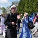 7. Grupa św. Brata Alberta w drodze do Łagiewnik - 2025