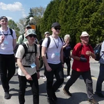 7. Grupa św. Brata Alberta w drodze do Łagiewnik - 2025