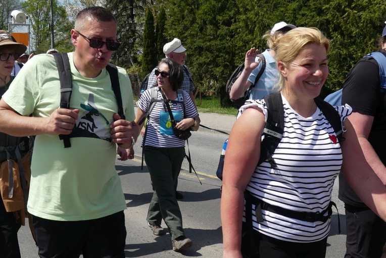 7. Grupa św. Brata Alberta w drodze do Łagiewnik - 2025