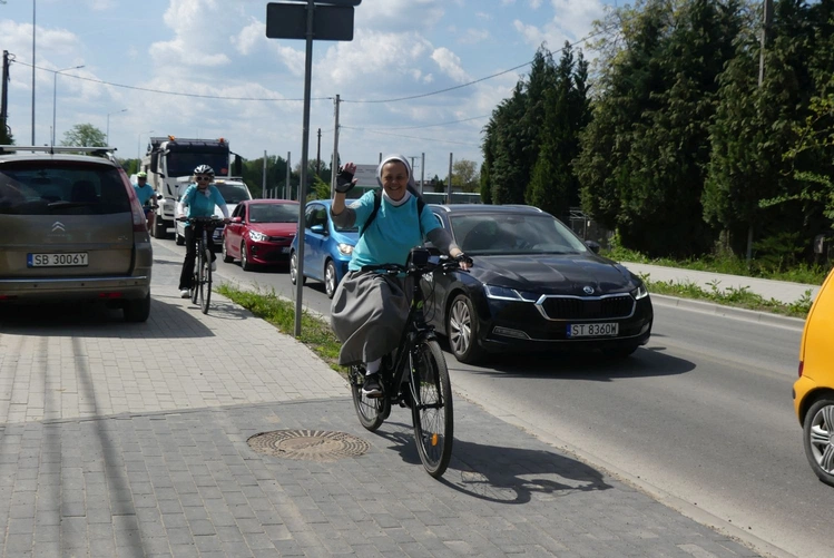 Pielgrzymi rowerowi w drodze do Łagiewnik - 2025