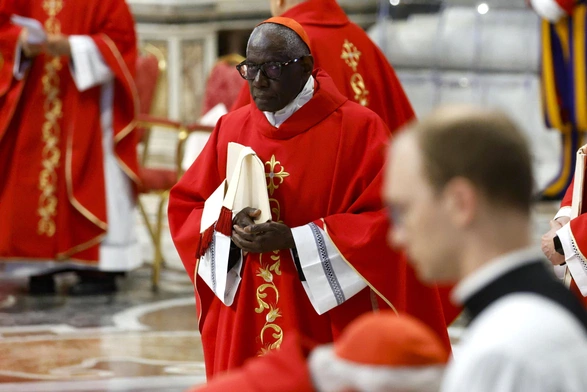 Kardynałowie rozmawiali o ciągłości trzech ostatnich pontyfikatów