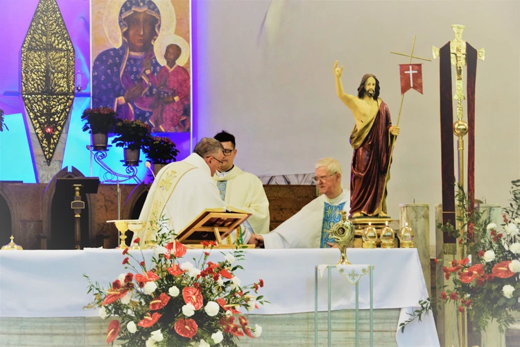 Testament z krzyża i historii - 3 Maja w parafii ludzi pracy