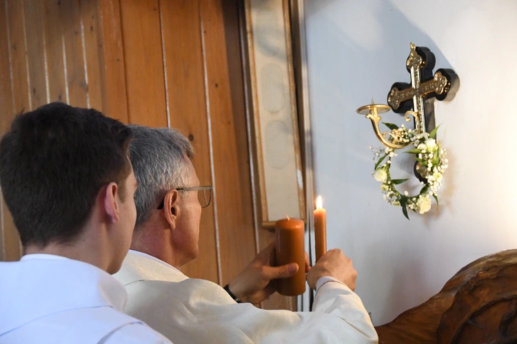 Poświęcenie kościoła w Nowych Załubicach