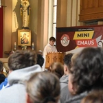 30. Mini Emaus