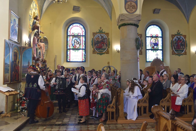 100 lat parafii w Krasnem-Lasocicach