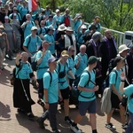 Piesi pielgrzymi u celu: w sanktuariach św. Jana Pawła II i Bożego Miłosierdzia w Łagiewnikach - 2025