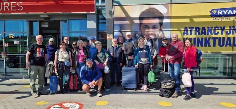 Pątnicy przeszli tzw. Camino Litoral, które prowadzi wybrzeżem Atlantyku – najpierw w Portugalii, a potem w Hiszpanii.