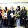 Laureatki Salonu. Od lewej: Nati Krawtz, Magdalena Zarzycka, Magdalena Hlawacz, Halina Fleger, Katarzyna Adamek i Martyna Cisińska.