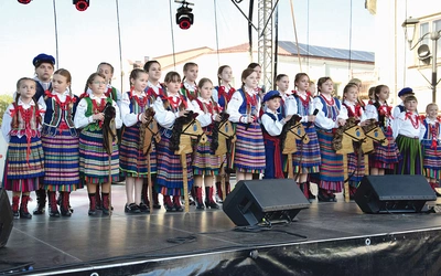 Radosne Nutki  w czasie występu. 