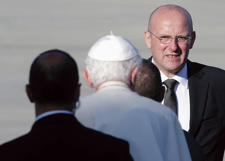 Domenico Giani  przewodniczący Narodowej Konfederacji Misericordie d'Italie, były komendant Żandarmerii Watykańskiej w czasach św. Jana Pawła II, Benedykta XVI oraz Franciszka.