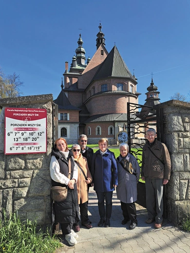 W ciągu 16 lat istnienia grupy święcenia kapłańskie przyjęło 21 chłopaków pochodzących z parafii NPSJ w Nowym Targu. 