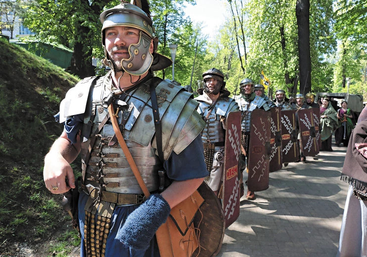 Rzymscy legioniści to historycznie najstarsza formacja obecna na festiwalu. Zabrakło tylko niesfornych Galów: Asterixa i Obelixa. 