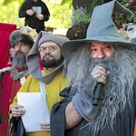 Dariusz Bagiński – organizator i pomysłodawca imprezy – wciela się w czarodzieja Gandalfa.  