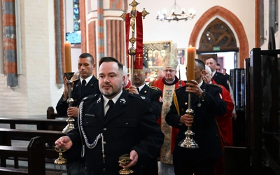 Bp Zadarko: Pod mundurem musi kryć się duch