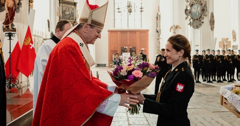 Bogu na chwałę, ludziom na ratunek