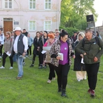 I Nocna Pielgrzymka Śladami Kapliczek w parafii w Powidzku