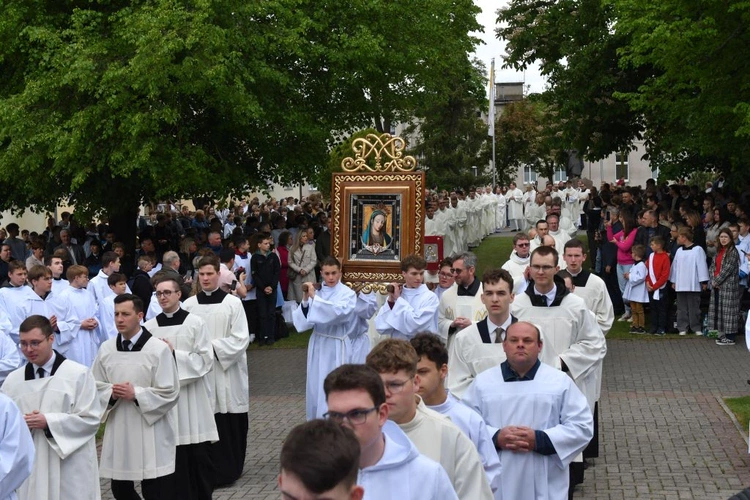 Diecezjalna Pielgrzymka Służby Liturgicznej Ołtarza do Rokitna
