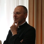 Stara Wrona. Msza św. i poświęcenie figury Matki Bożej z Zakładzie Opiekuńczo-Leczniczym