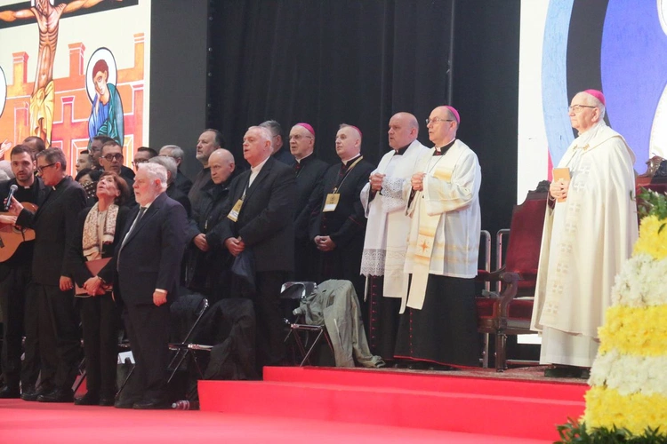 Pełni radości