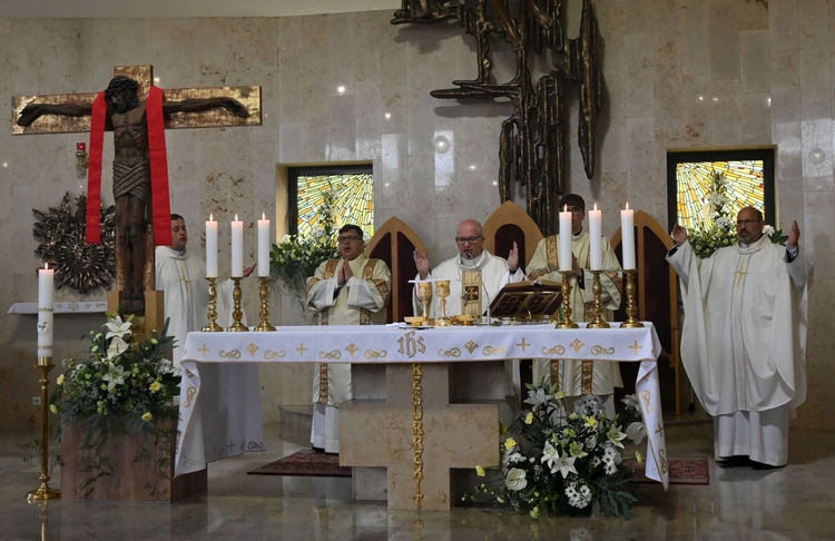 Święcenia diakonatu