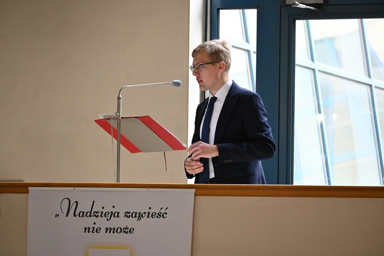 Święcenia diakonatu