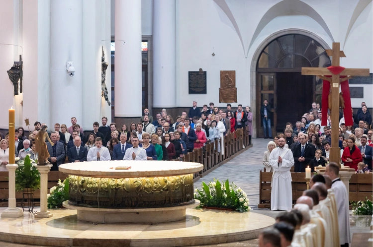 Święcenia prezbiteratu w katowickiej katedrze Chrystusa Króla