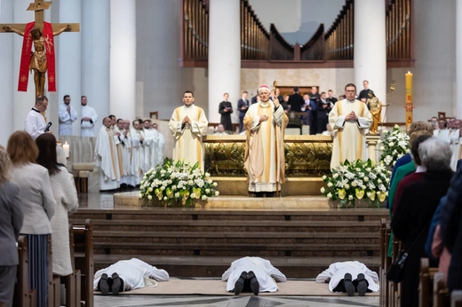 Święcenia prezbiteratu w katowickiej katedrze Chrystusa Króla