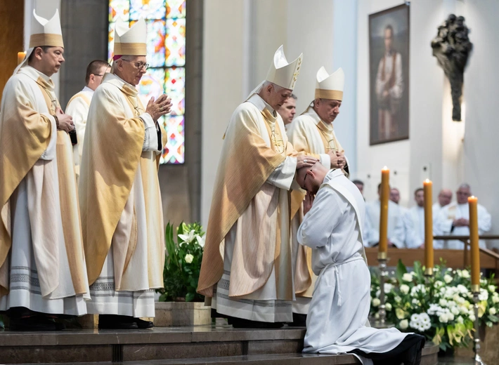 Święcenia prezbiteratu w katowickiej katedrze Chrystusa Króla