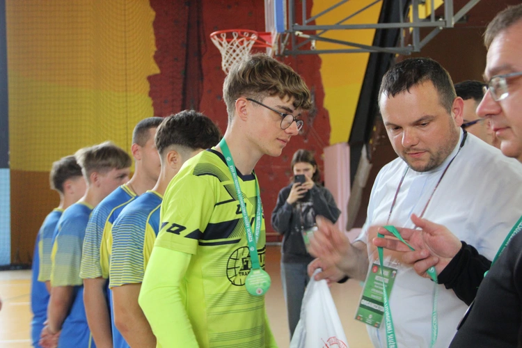 Brzesko. Diecezjalne rozgrywki LSO w piłce nożnej halowej 2025