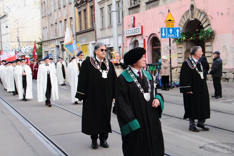 Procesja z Wawelu na Skałkę 2025 
