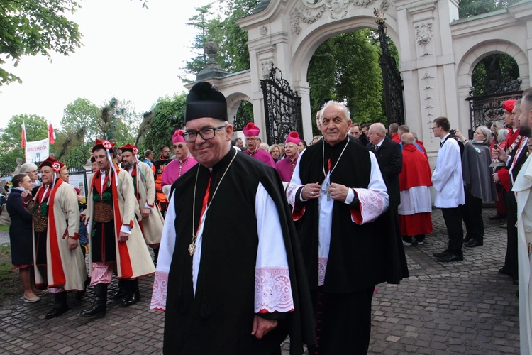 Procesja z Wawelu na Skałkę 2025 
