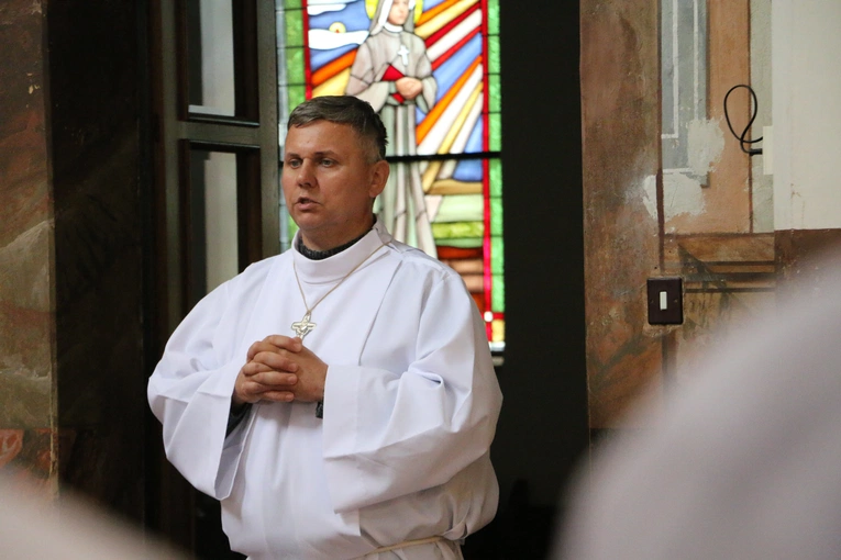 Popowo. Rekolekcje dla nadzwyczajnych szafarzy Komunii Świętej