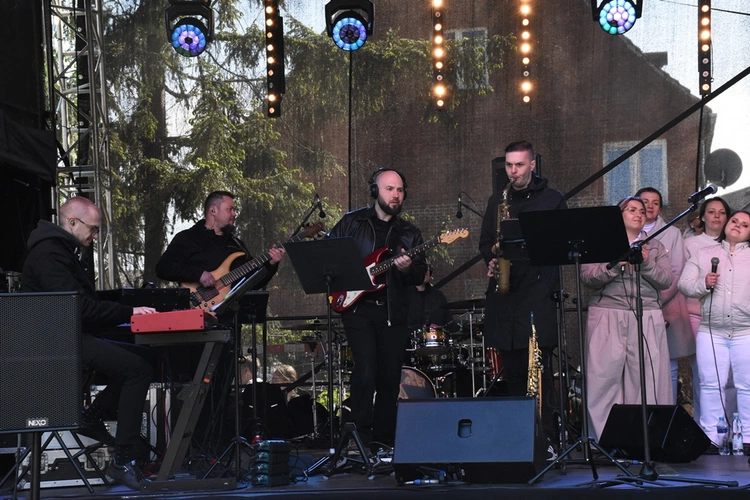 Spektakl i koncert