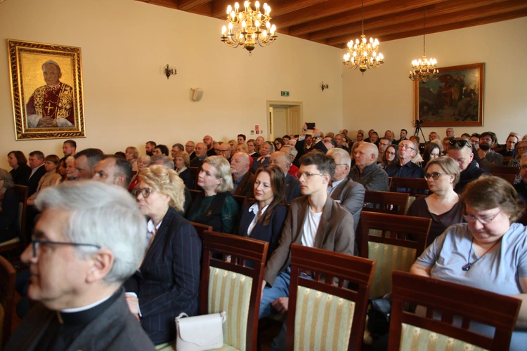 Płock. Konferencja naukowa o Piastach